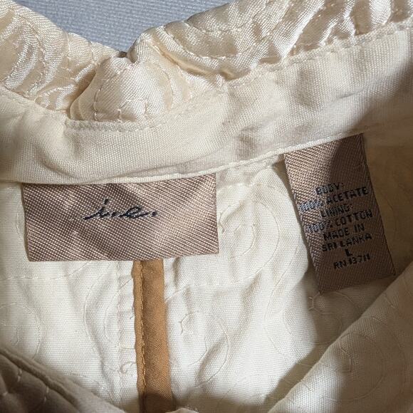 Vtg Y2K I.E. Ivory Swirl Pattern Quilted Satin Collared Hook Closure Jacket Sz L - Picture 4 of 4